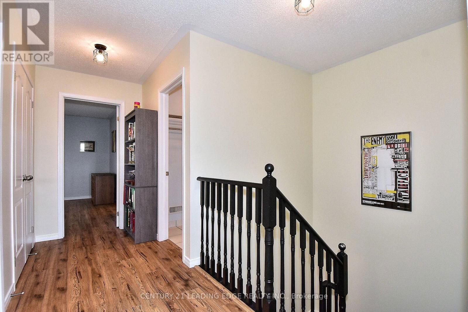 14 RENNIE STREET Image 22