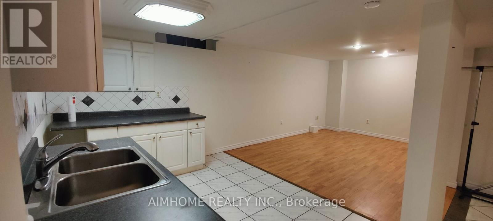 71 ASHMORE CRESCENT Image 13