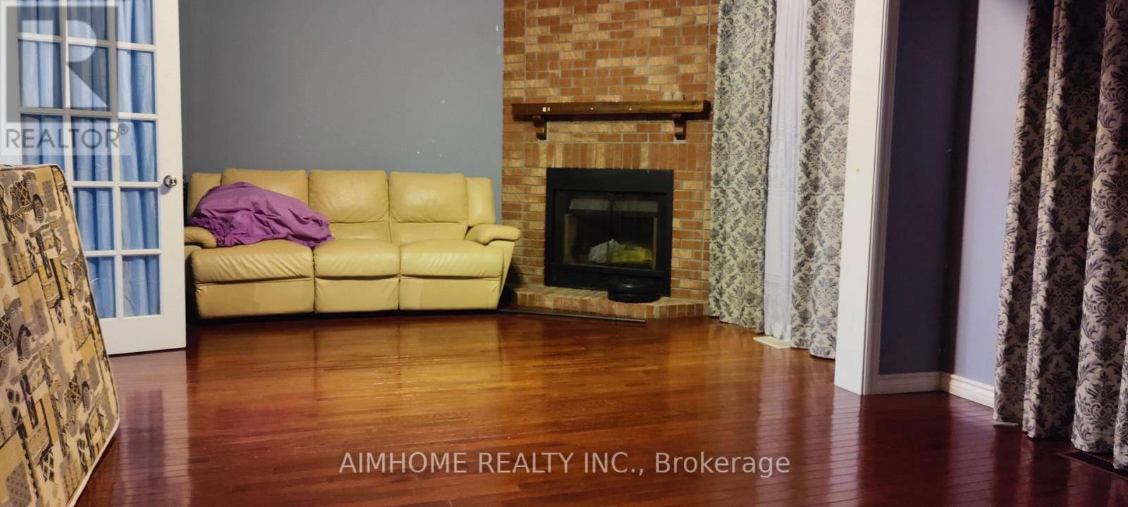 71 ASHMORE CRESCENT Image 2