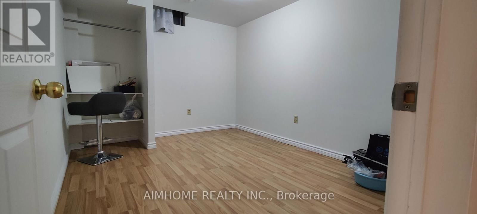 71 ASHMORE CRESCENT Image 23
