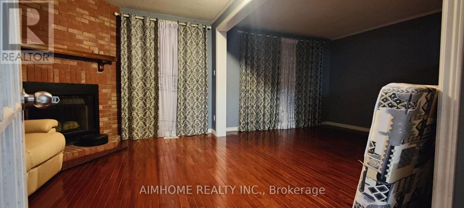 71 ASHMORE CRESCENT Image 3
