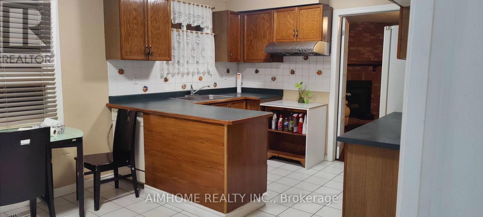 71 ASHMORE CRESCENT Image 4