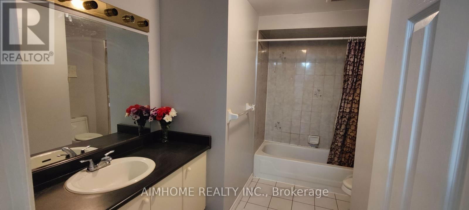 71 ASHMORE CRESCENT Image 7