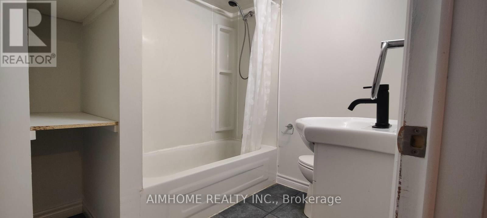 71 ASHMORE CRESCENT Image 9