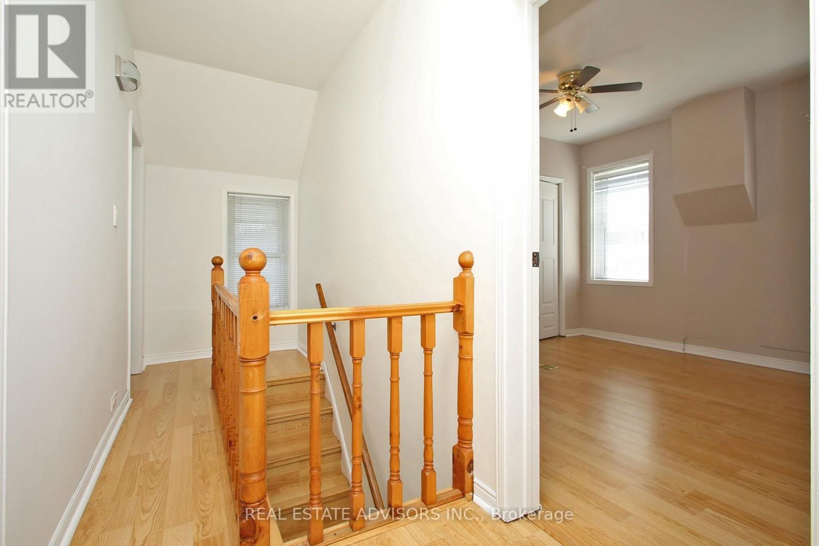 7 ELIZABETH STREET Image 14