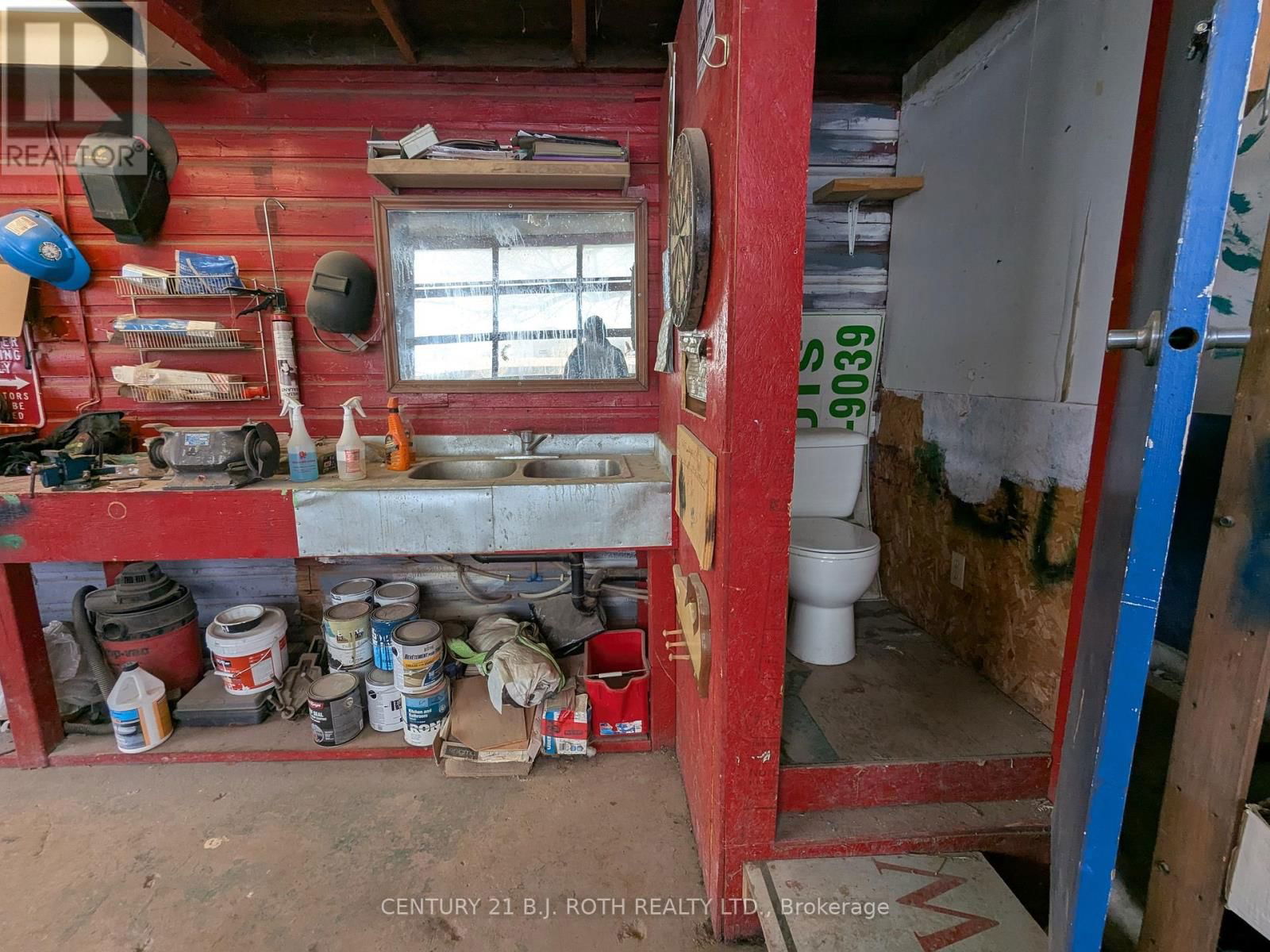 3 - 1341 KILLARNEY BCH ROAD Image 11