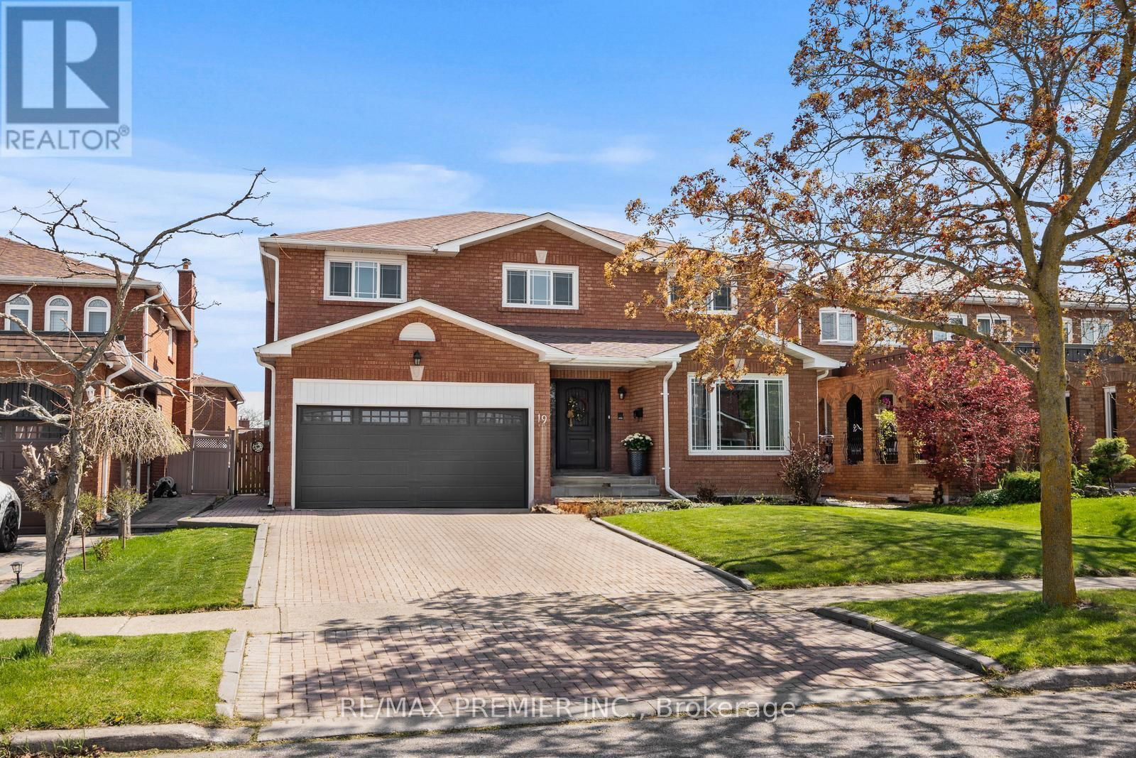 19 CLAUDIA AVENUE Image 2