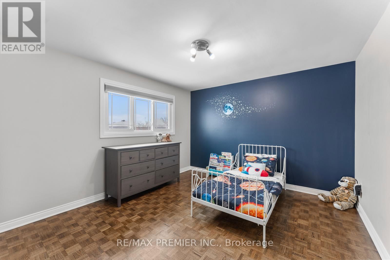 19 CLAUDIA AVENUE Image 24