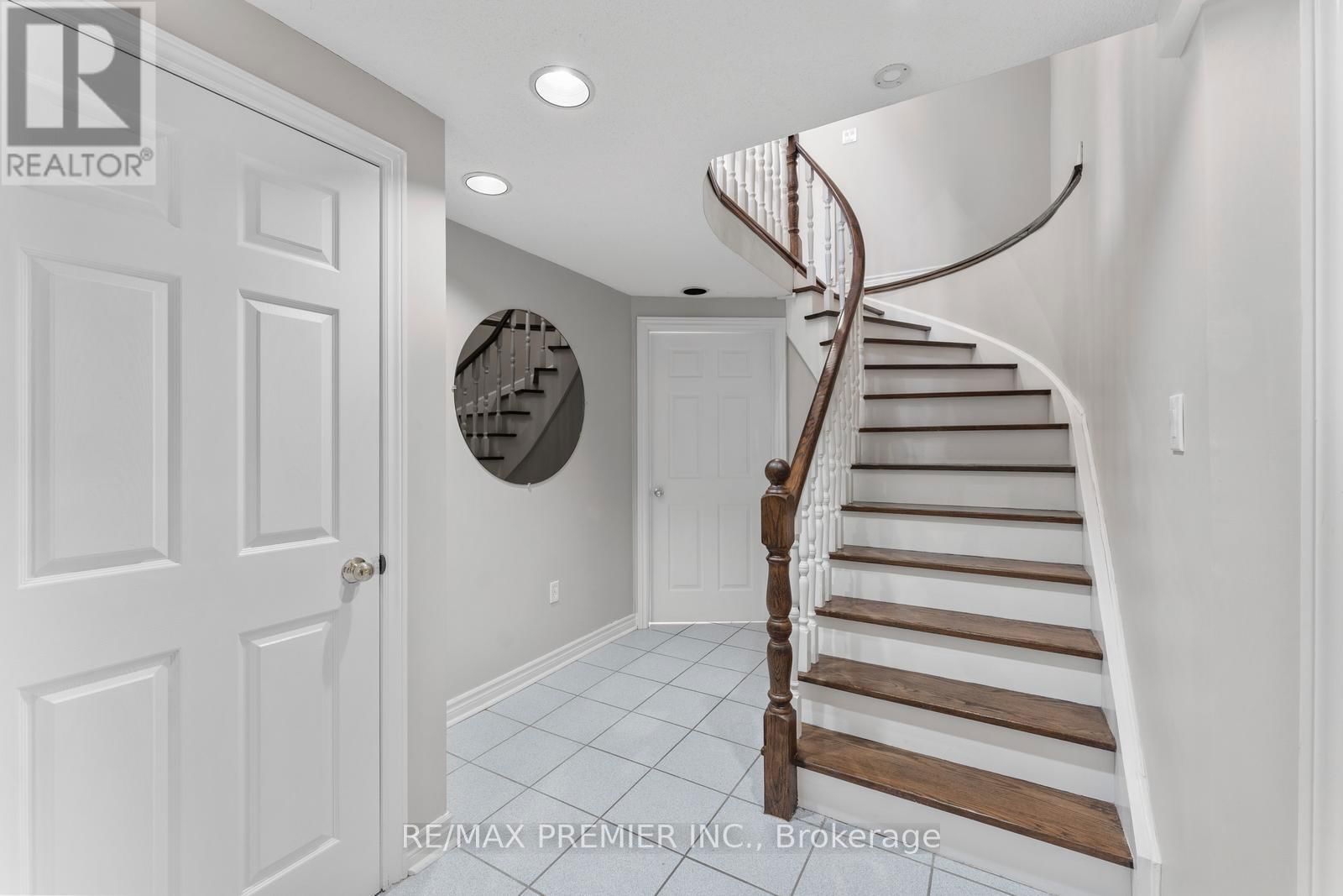 19 CLAUDIA AVENUE Image 26
