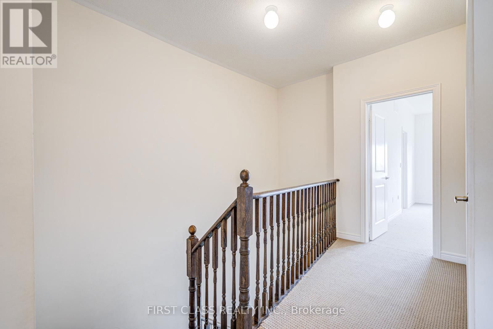25 LASKIN DRIVE Image 27
