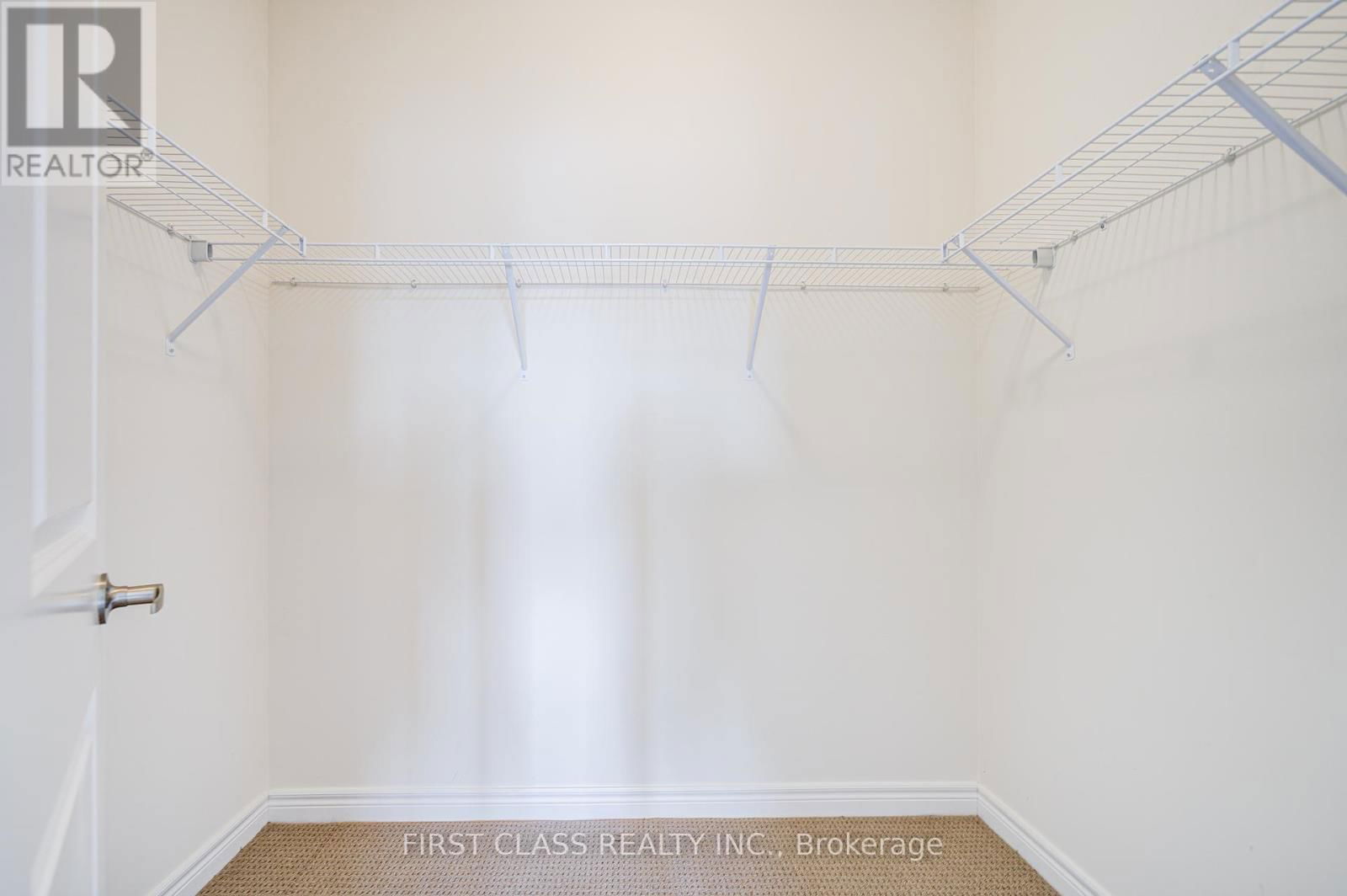 25 LASKIN DRIVE Image 34