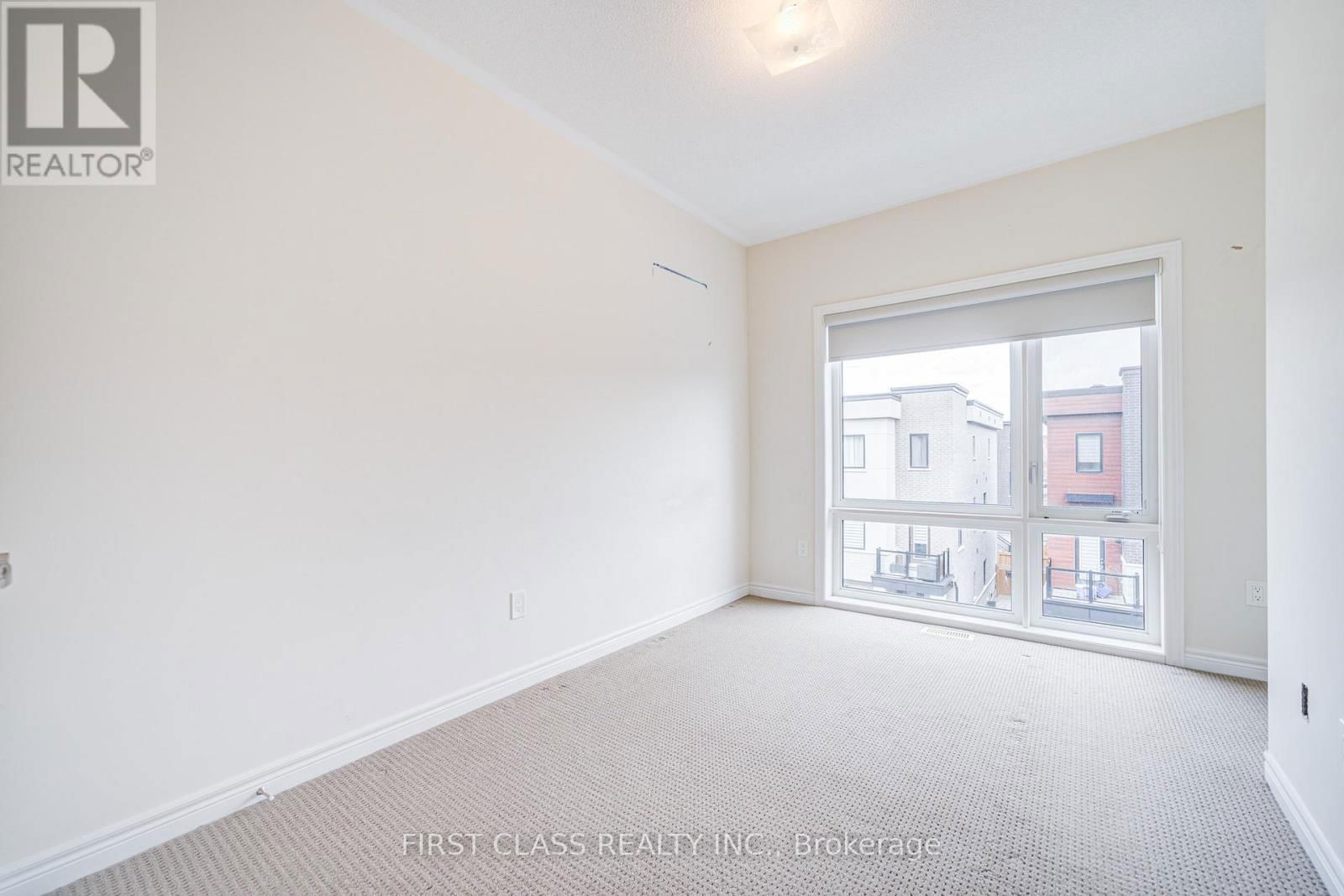 25 LASKIN DRIVE Image 35