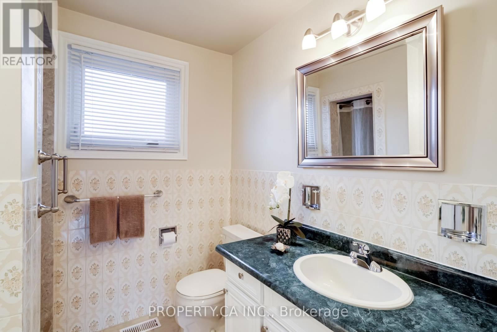 76 WIGWOSS DRIVE Image 24