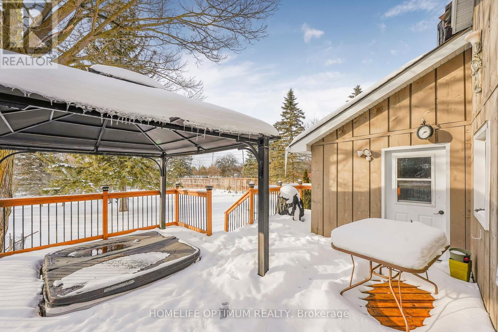 209 BARRIE STREET Image 20
