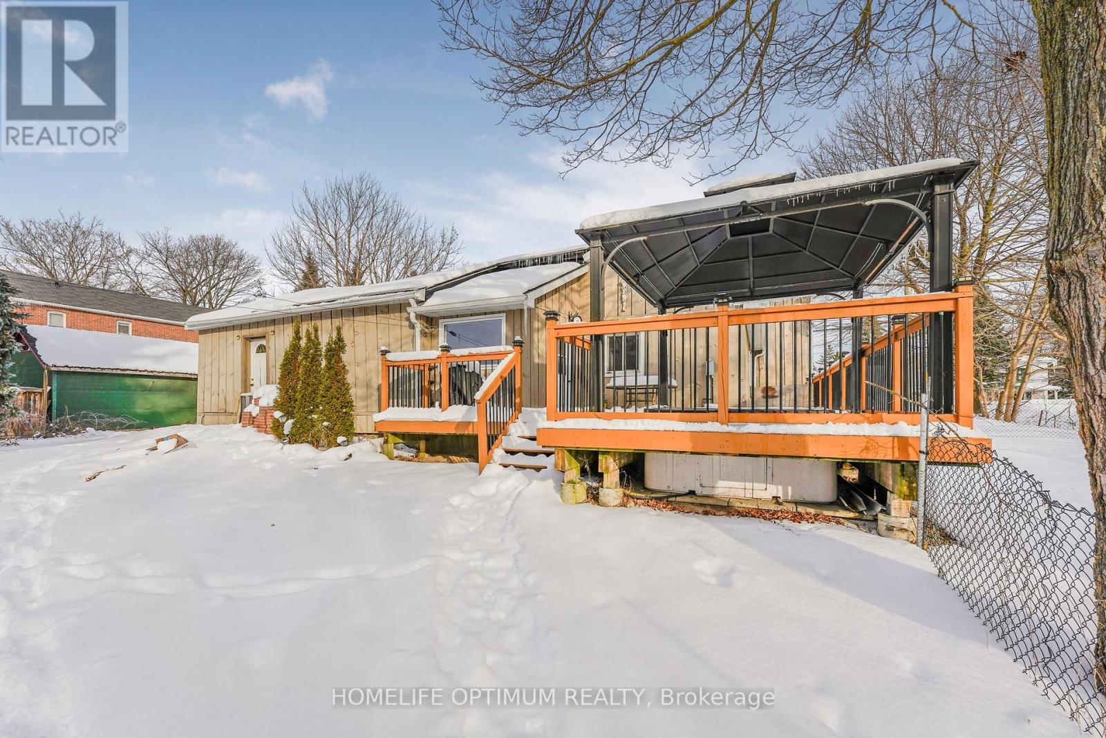 209 BARRIE STREET Image 21