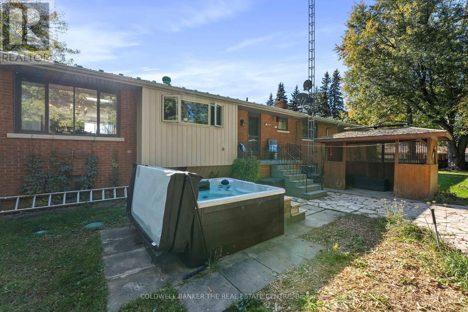 2546 9TH LINE Image 20