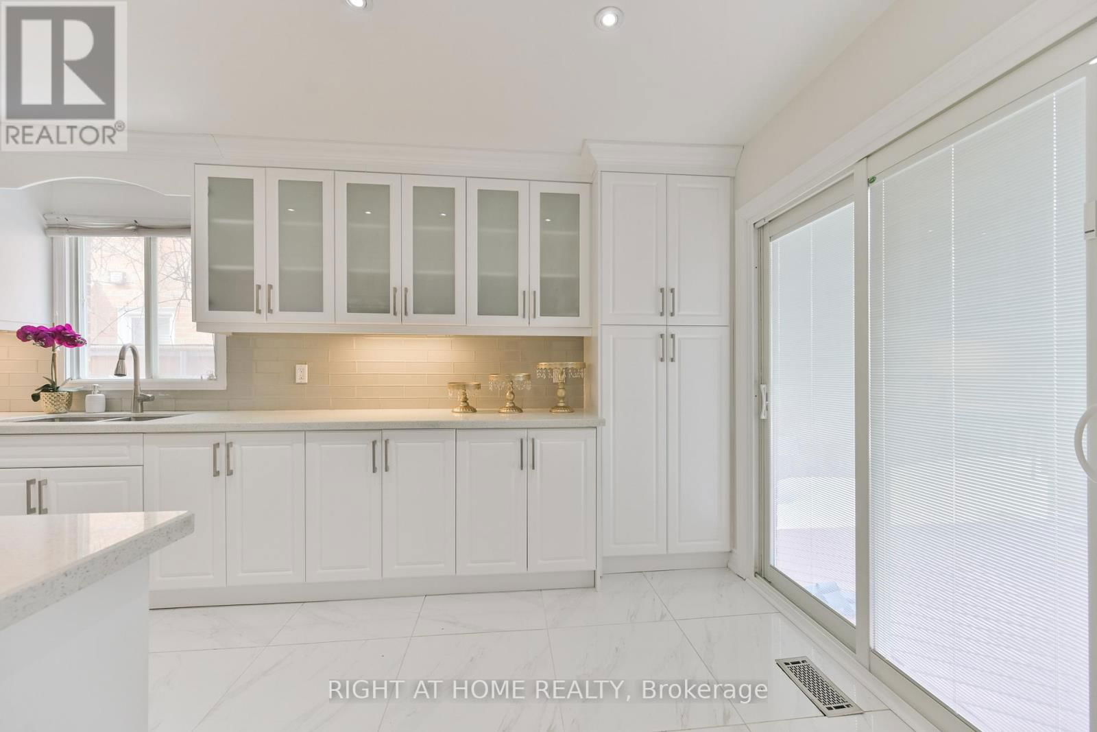 144 DON HEAD VILLAGE BOULEVARD Image 11