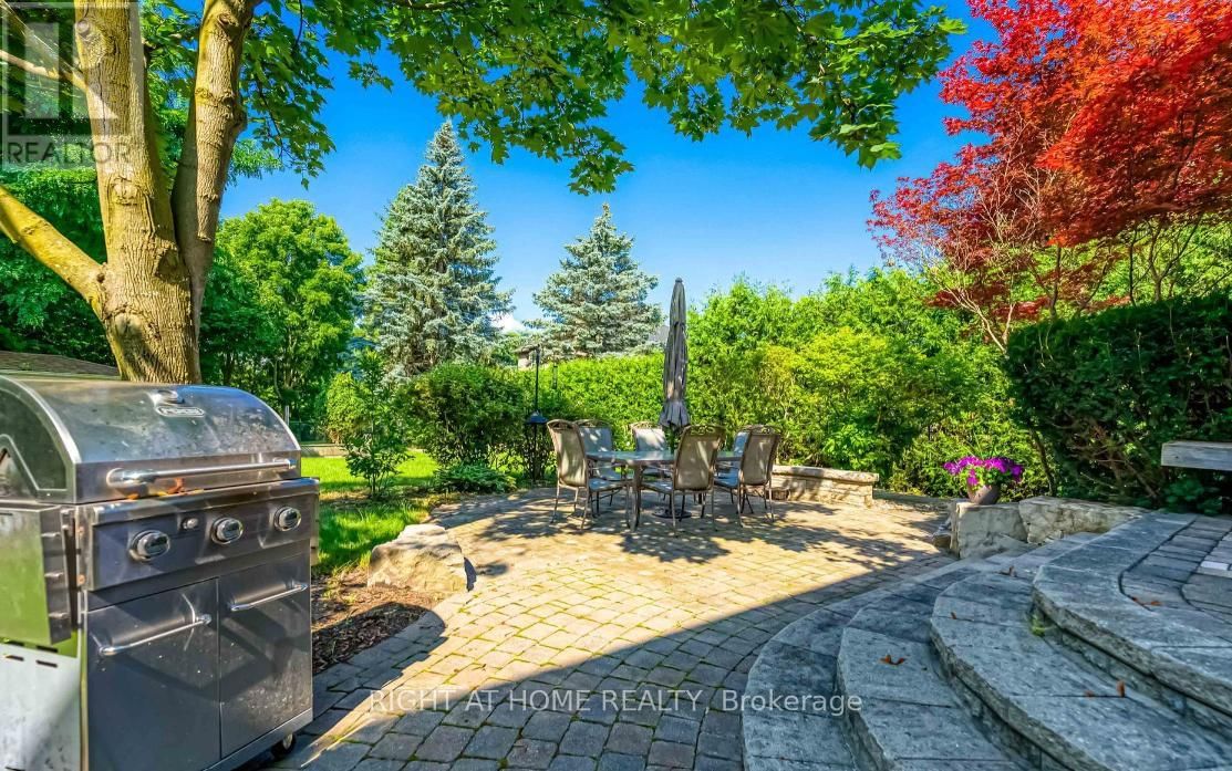 572 WYCLIFFE AVENUE Image 22