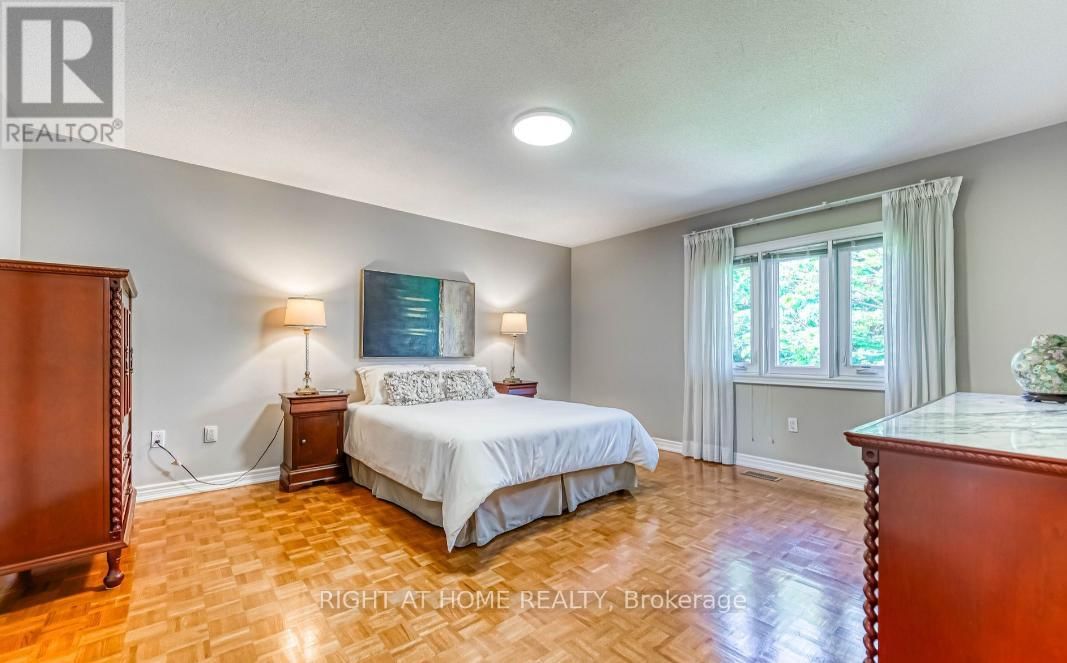 572 WYCLIFFE AVENUE Image 30