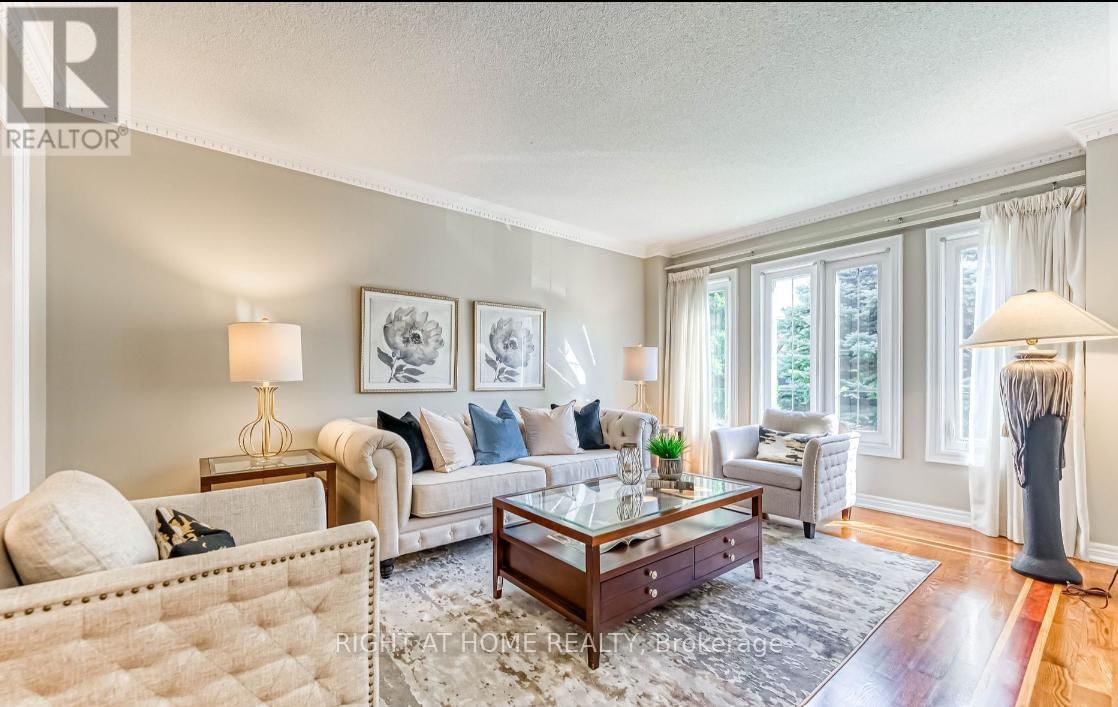 572 WYCLIFFE AVENUE Image 7