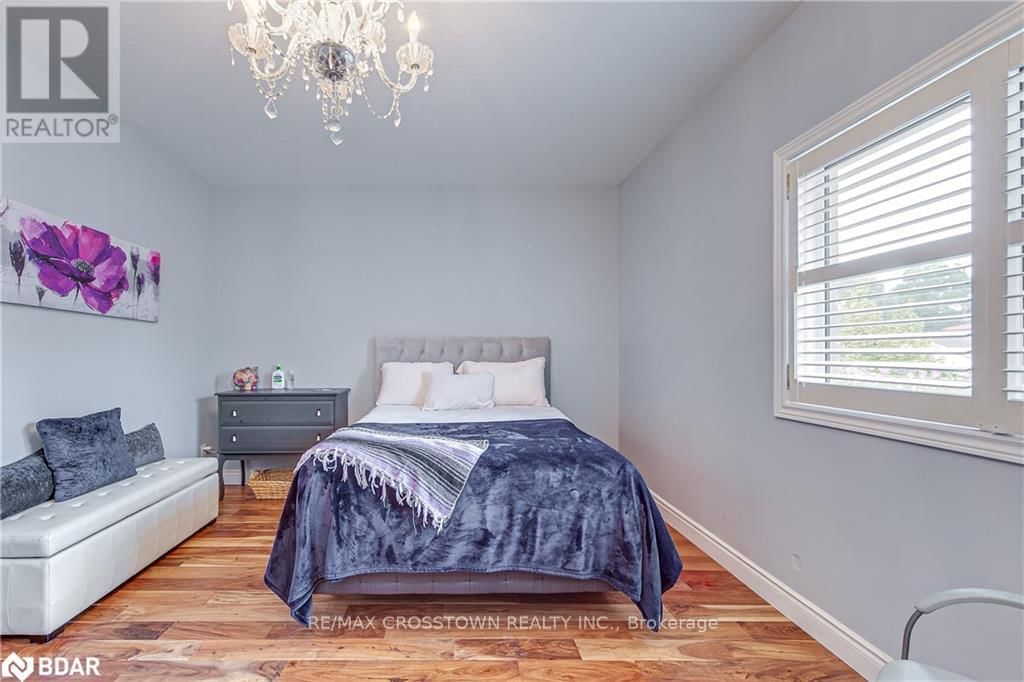 1104 ALFRED STREET Image 18