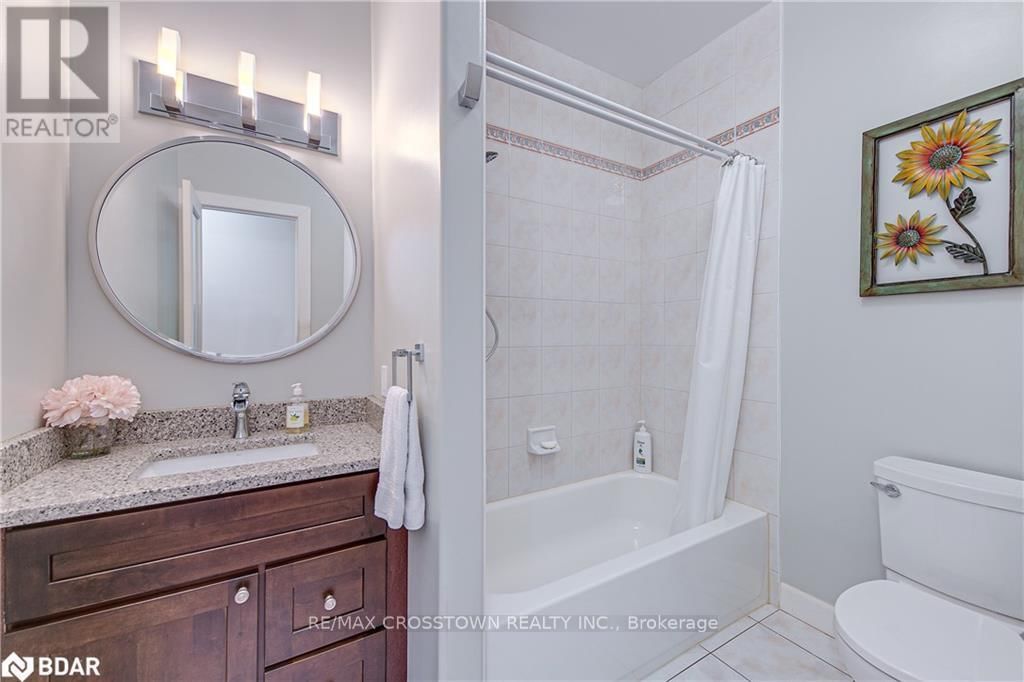 1104 ALFRED STREET Image 20