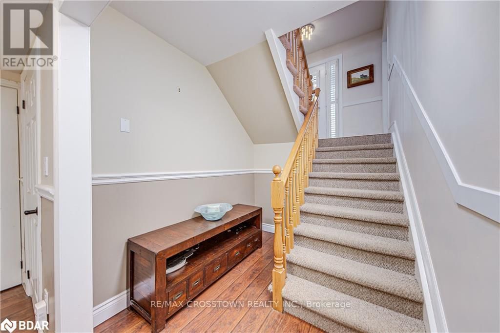1104 ALFRED STREET Image 23