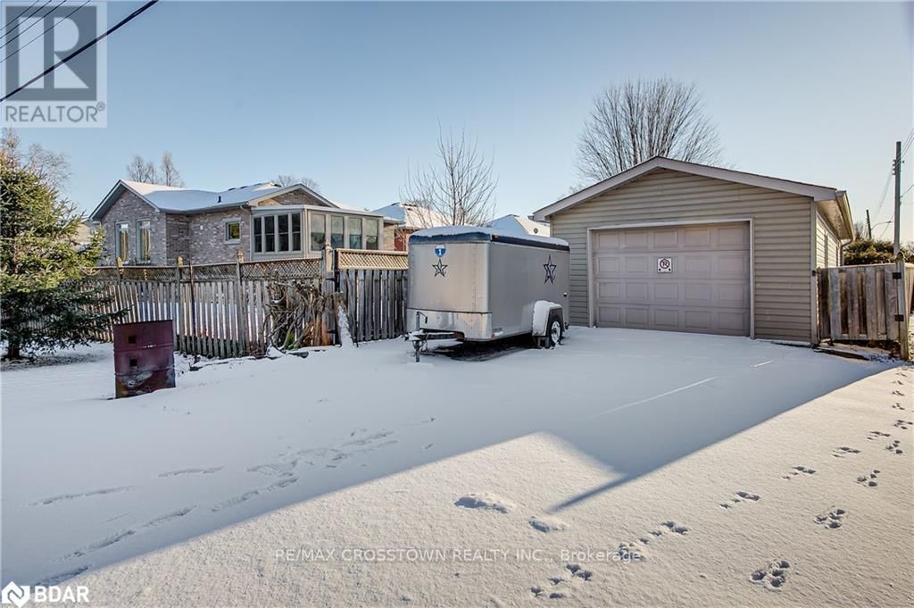 1104 ALFRED STREET Image 40