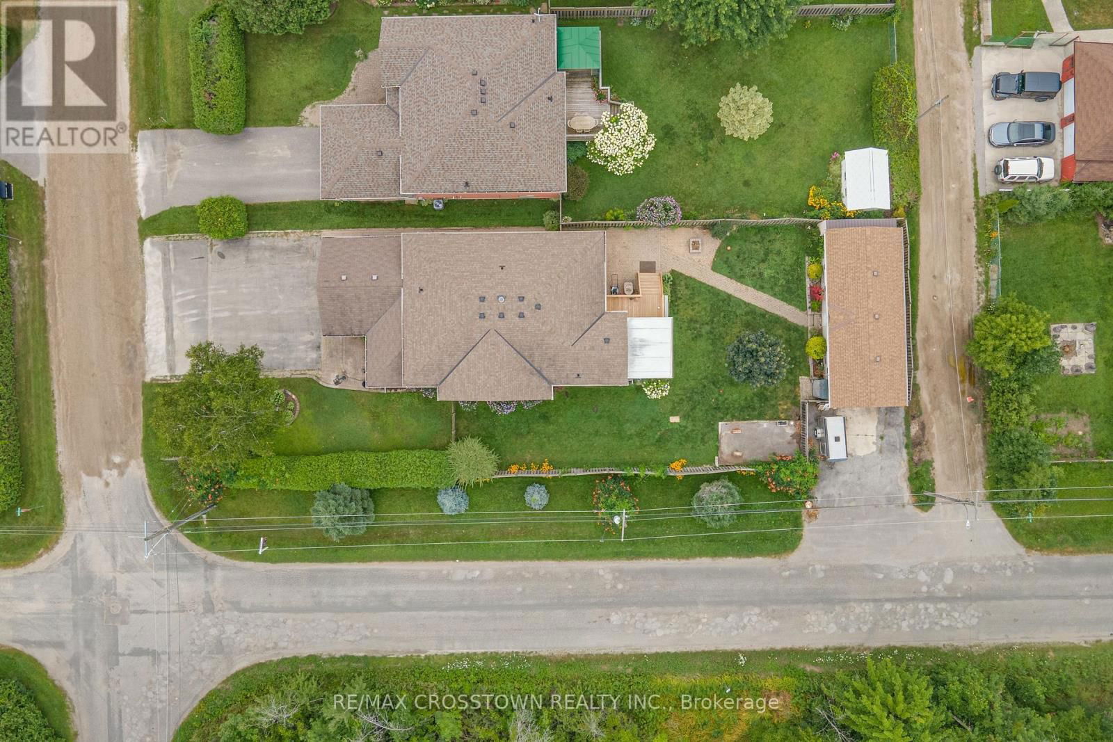 1104 ALFRED STREET Image 46