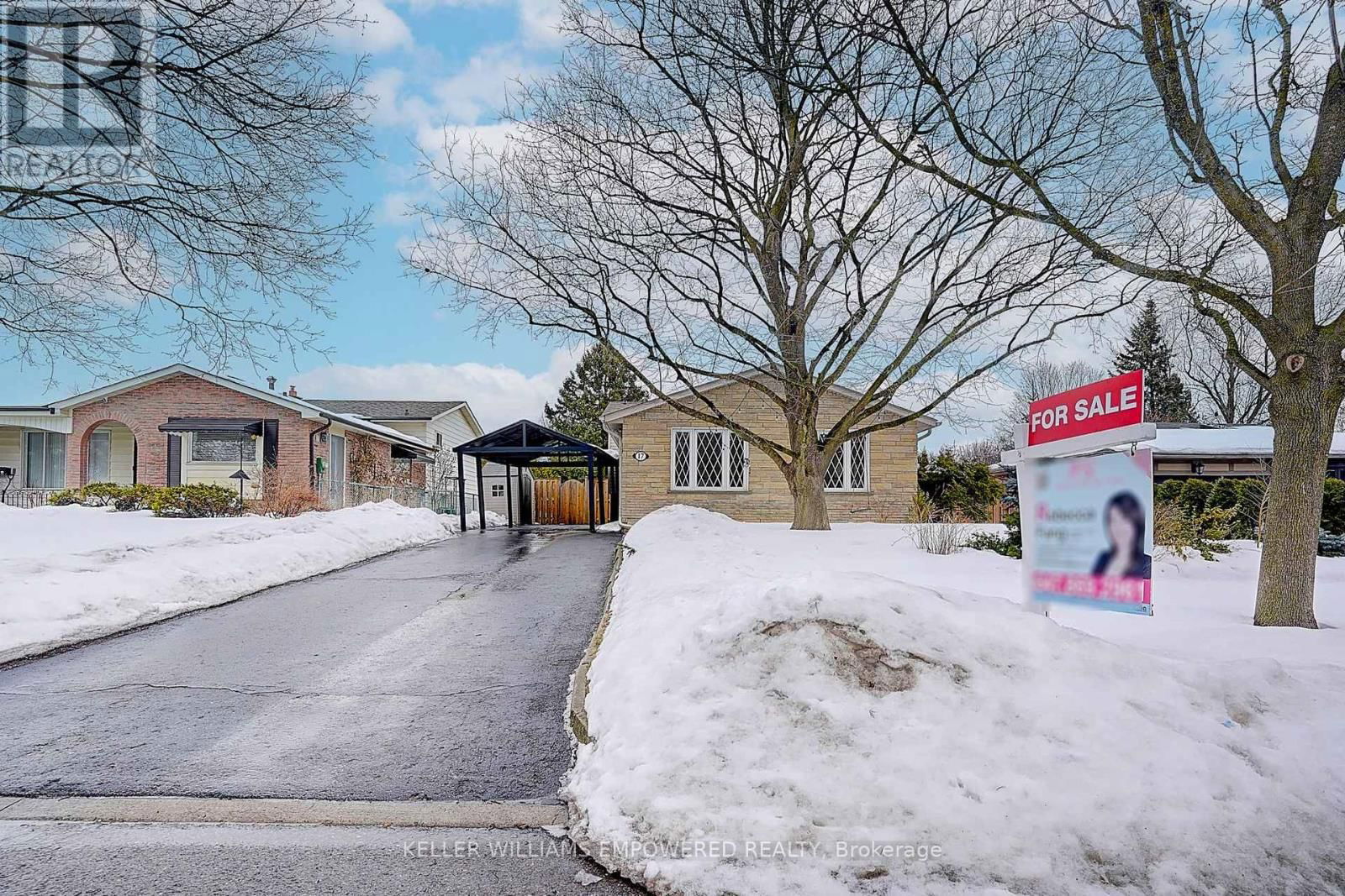 17 SIR KAY DRIVE Image 1