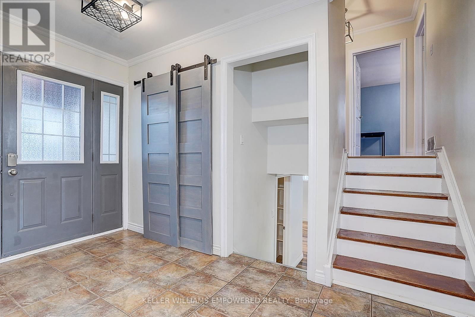17 SIR KAY DRIVE Image 10