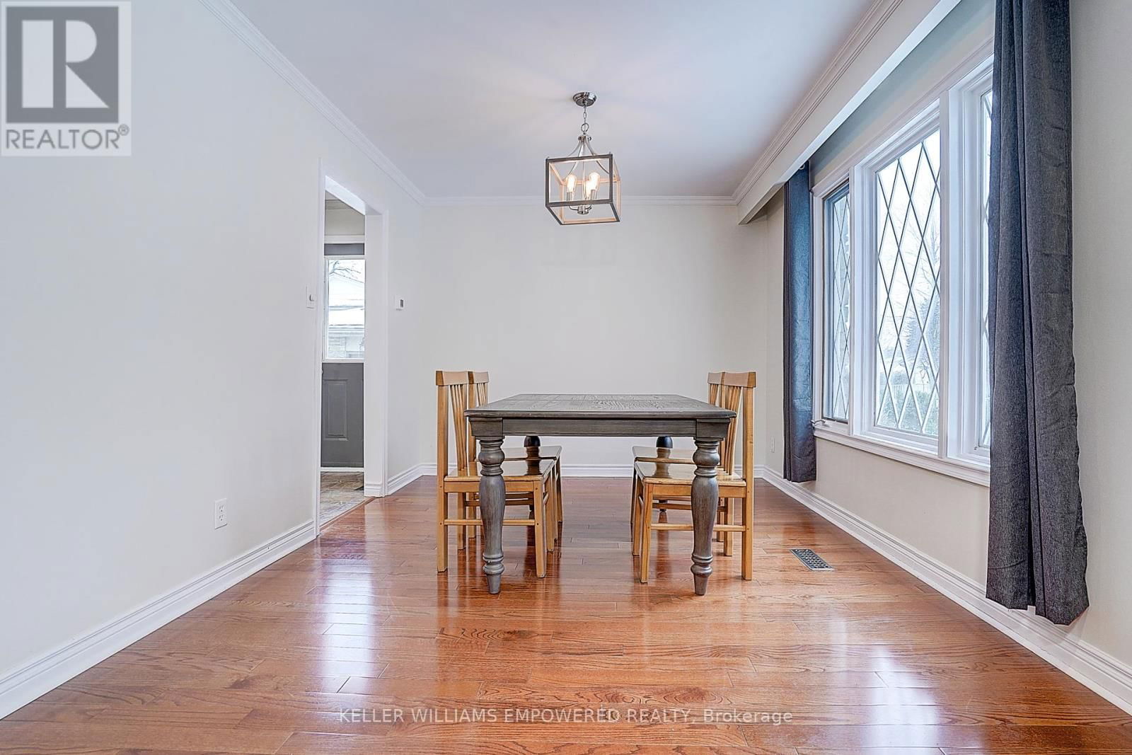 17 SIR KAY DRIVE Image 19