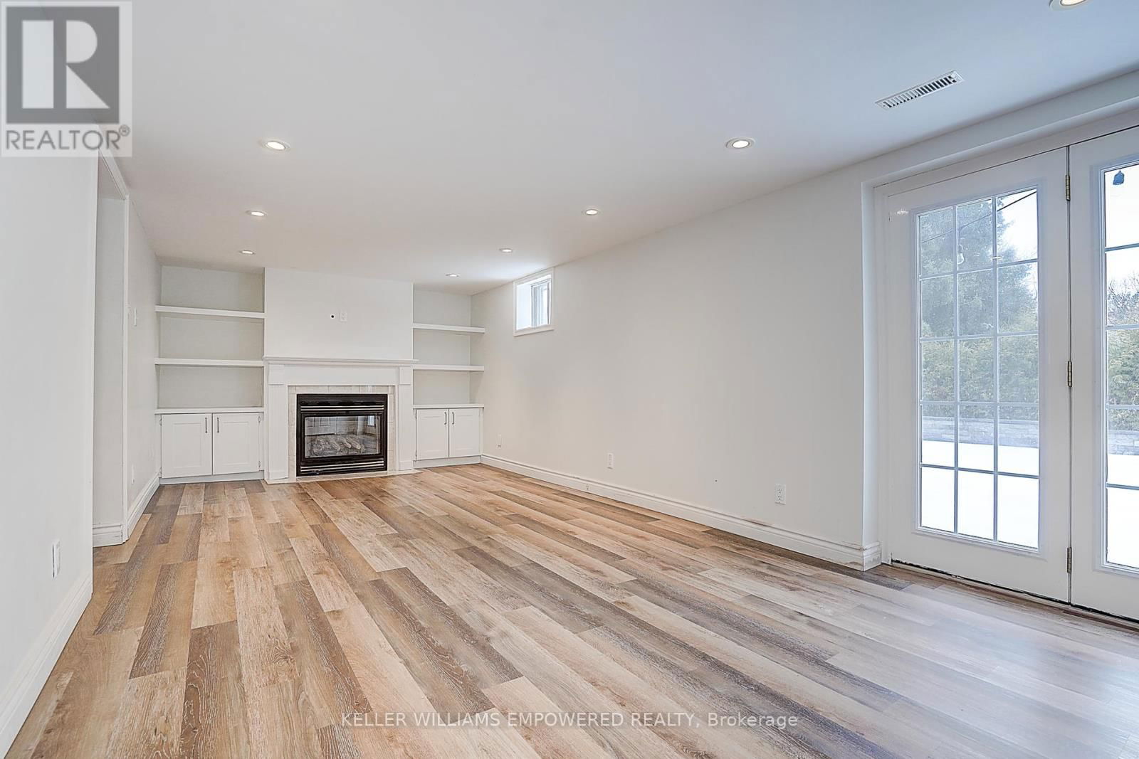 17 SIR KAY DRIVE Image 38