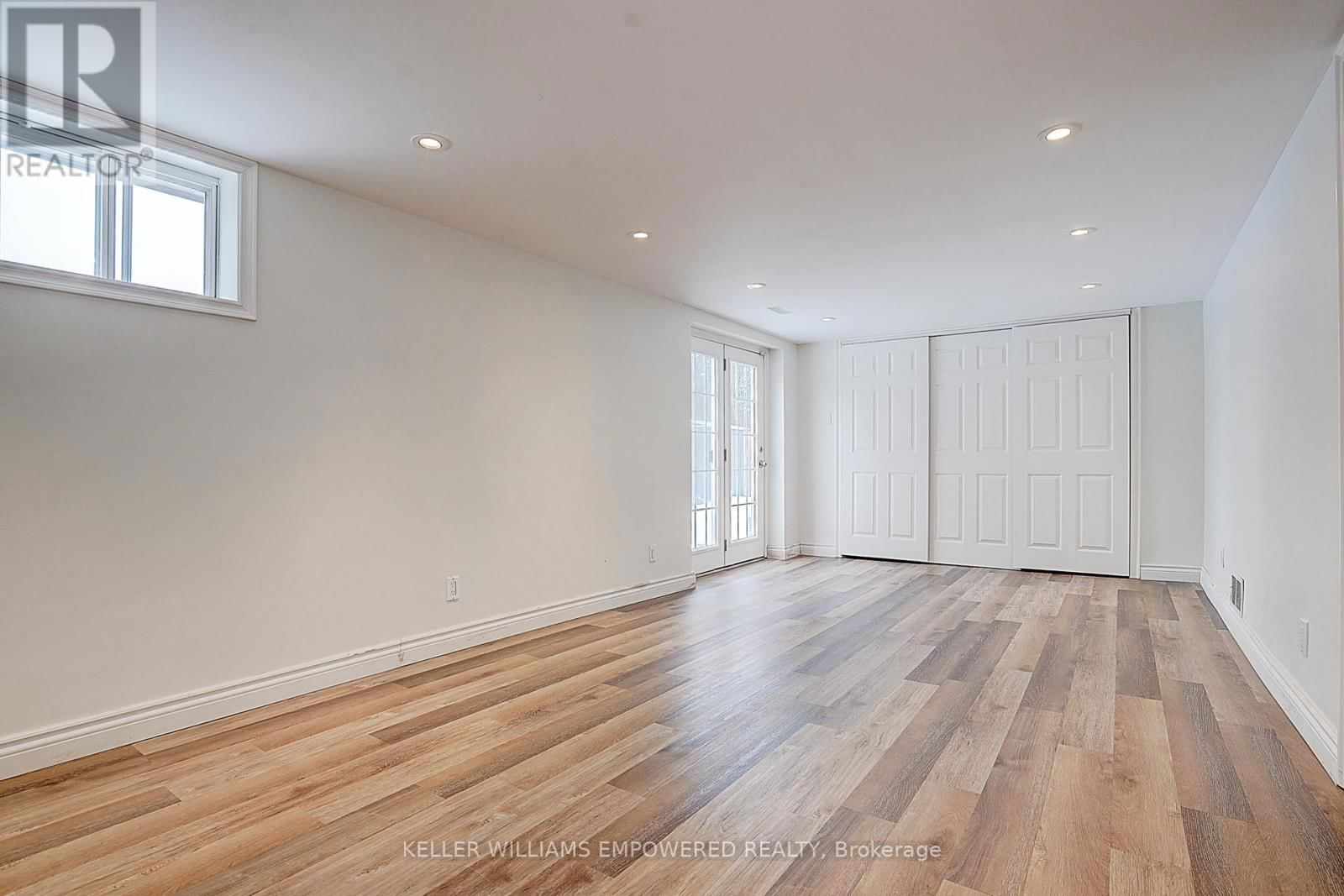 17 SIR KAY DRIVE Image 40