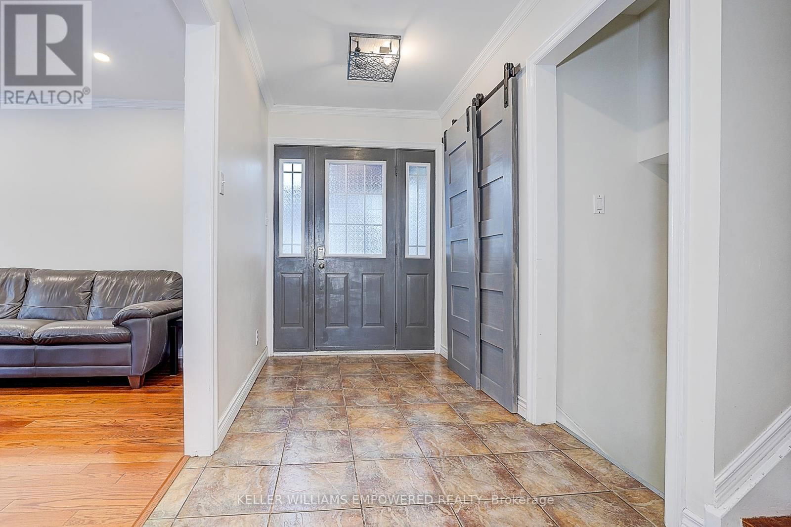 17 SIR KAY DRIVE Image 8