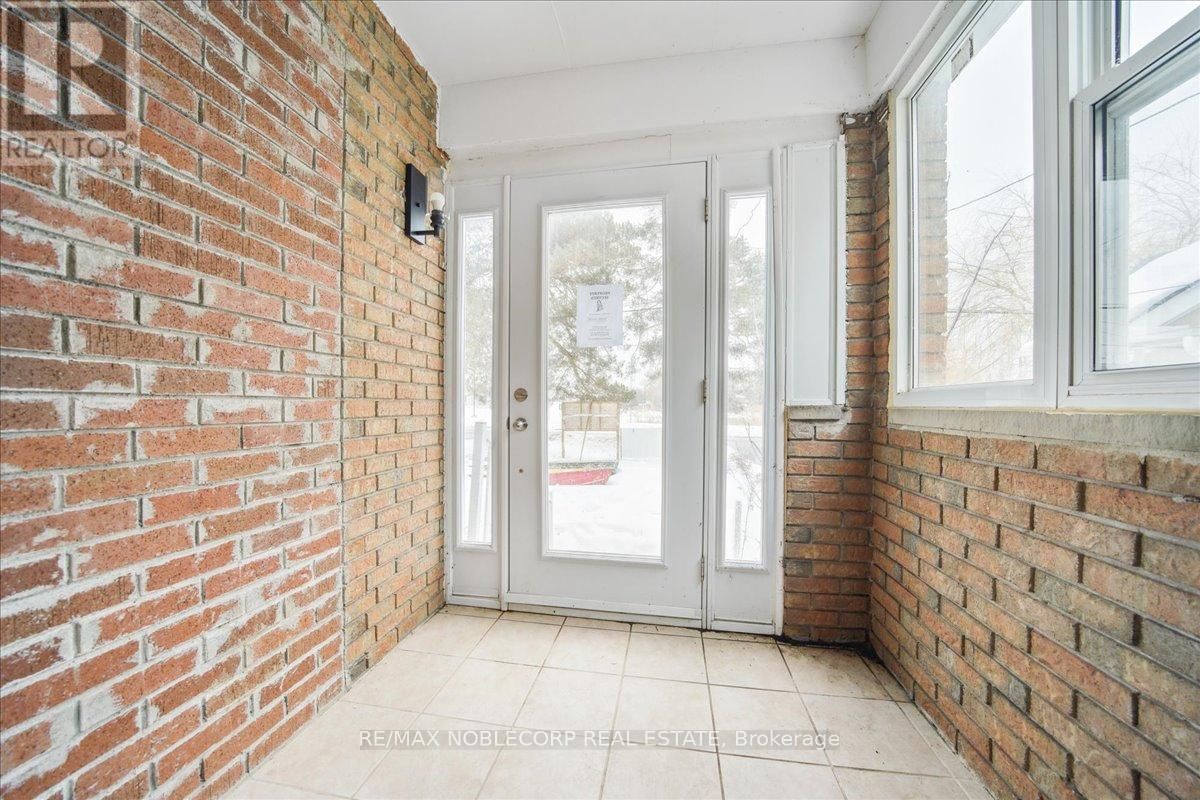 22 ELM GROVE AVENUE Image 11