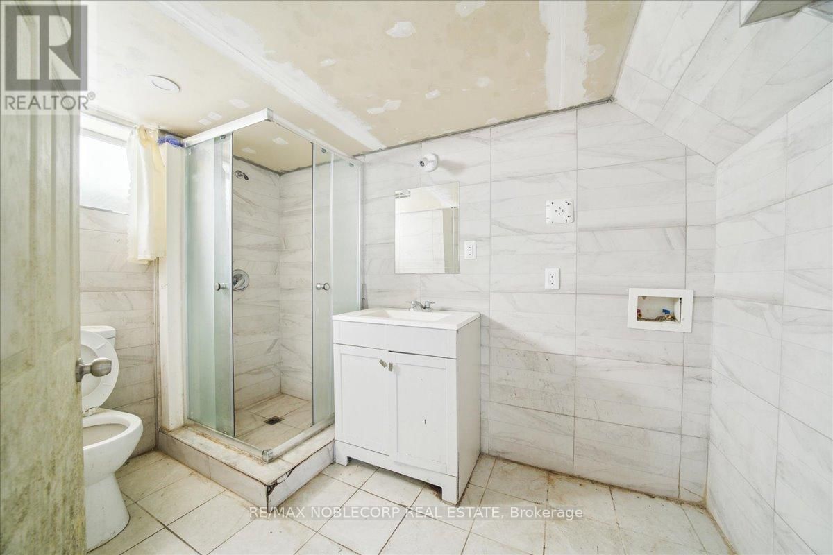 22 ELM GROVE AVENUE Image 28