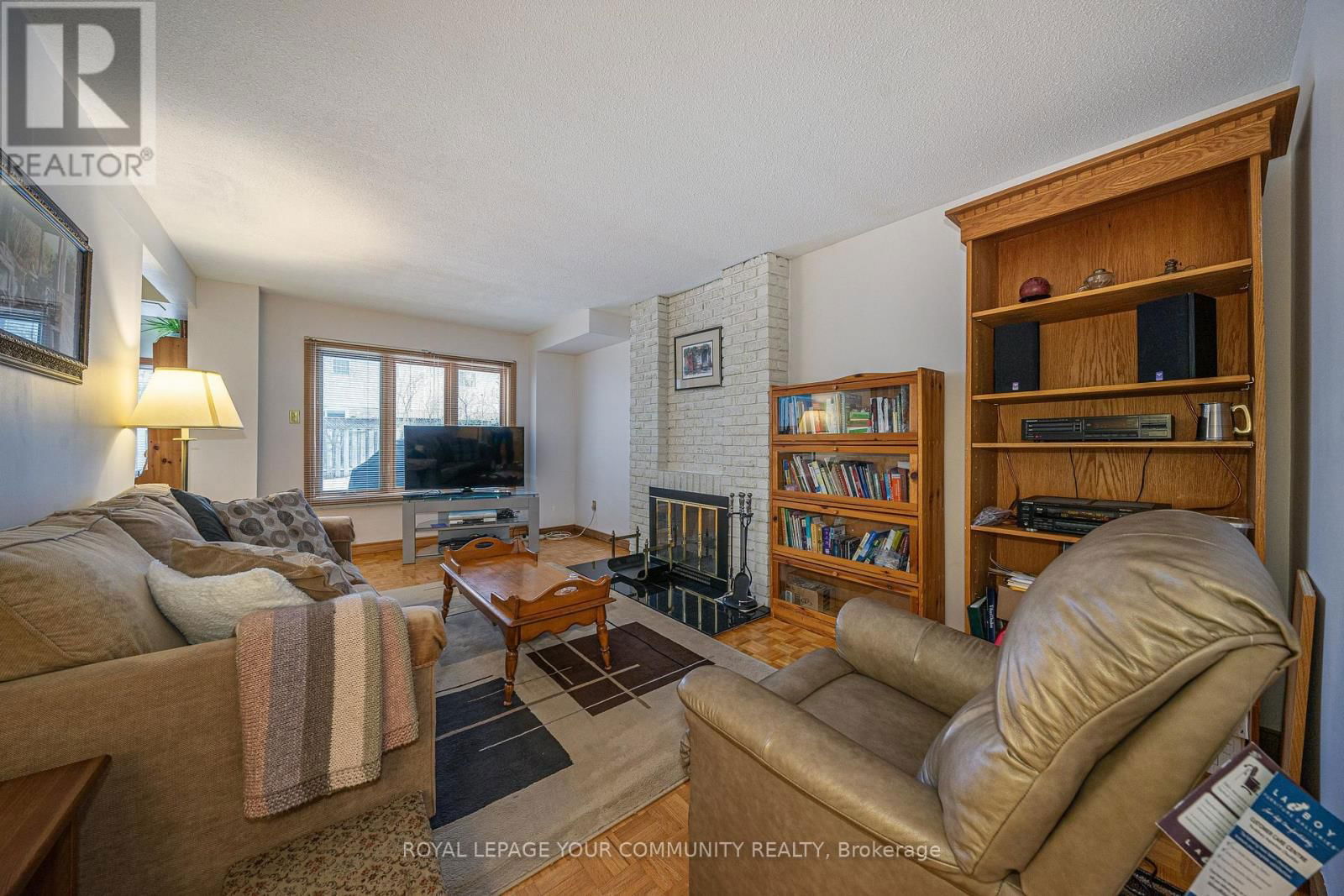 79 MAYVERN CRESCENT Image 13