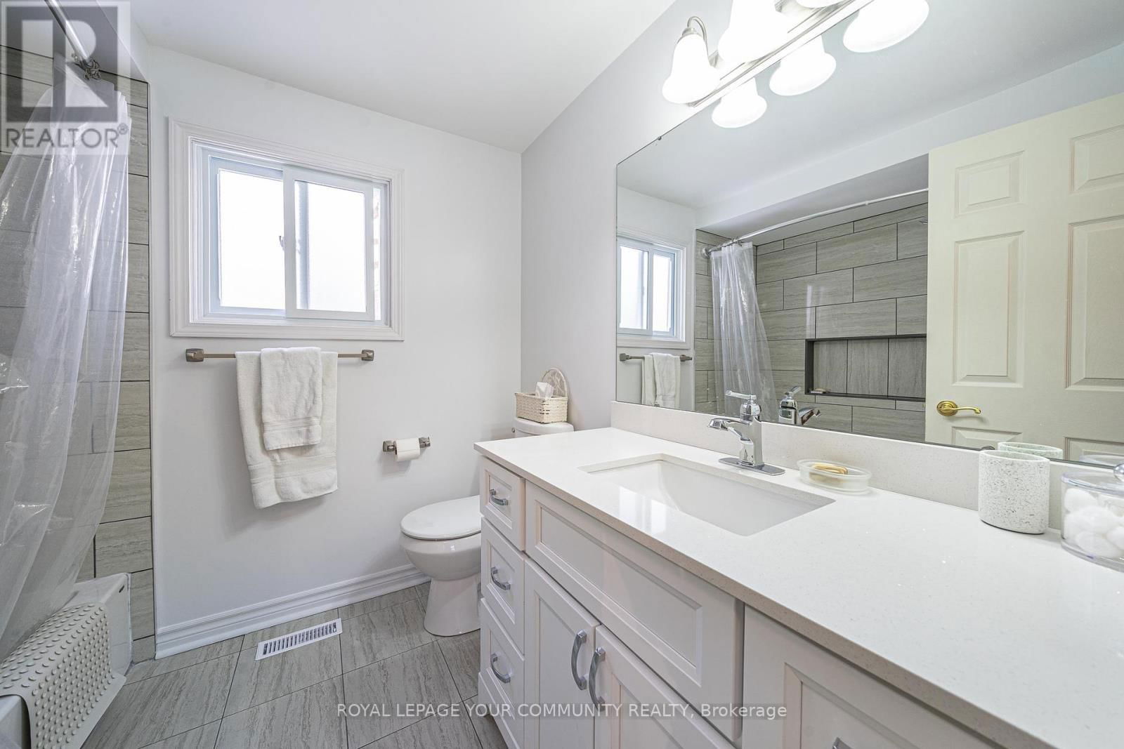 79 MAYVERN CRESCENT Image 20