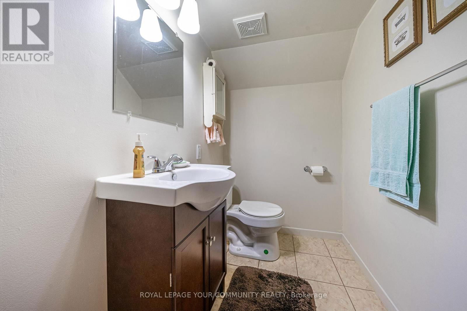 79 MAYVERN CRESCENT Image 23