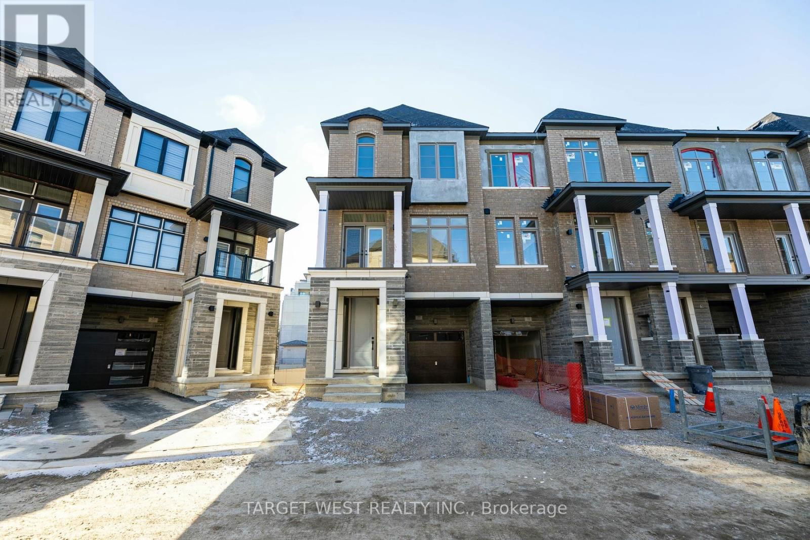 23 ARCHAMBAULT WAY Image 1