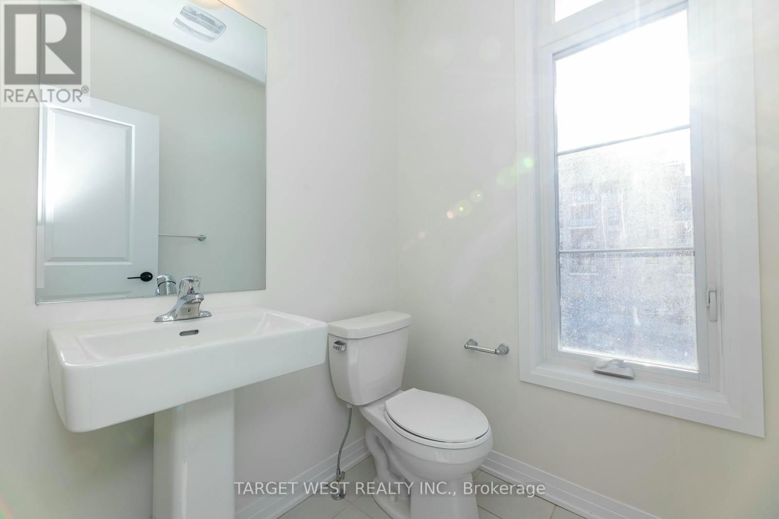 23 ARCHAMBAULT WAY Image 21