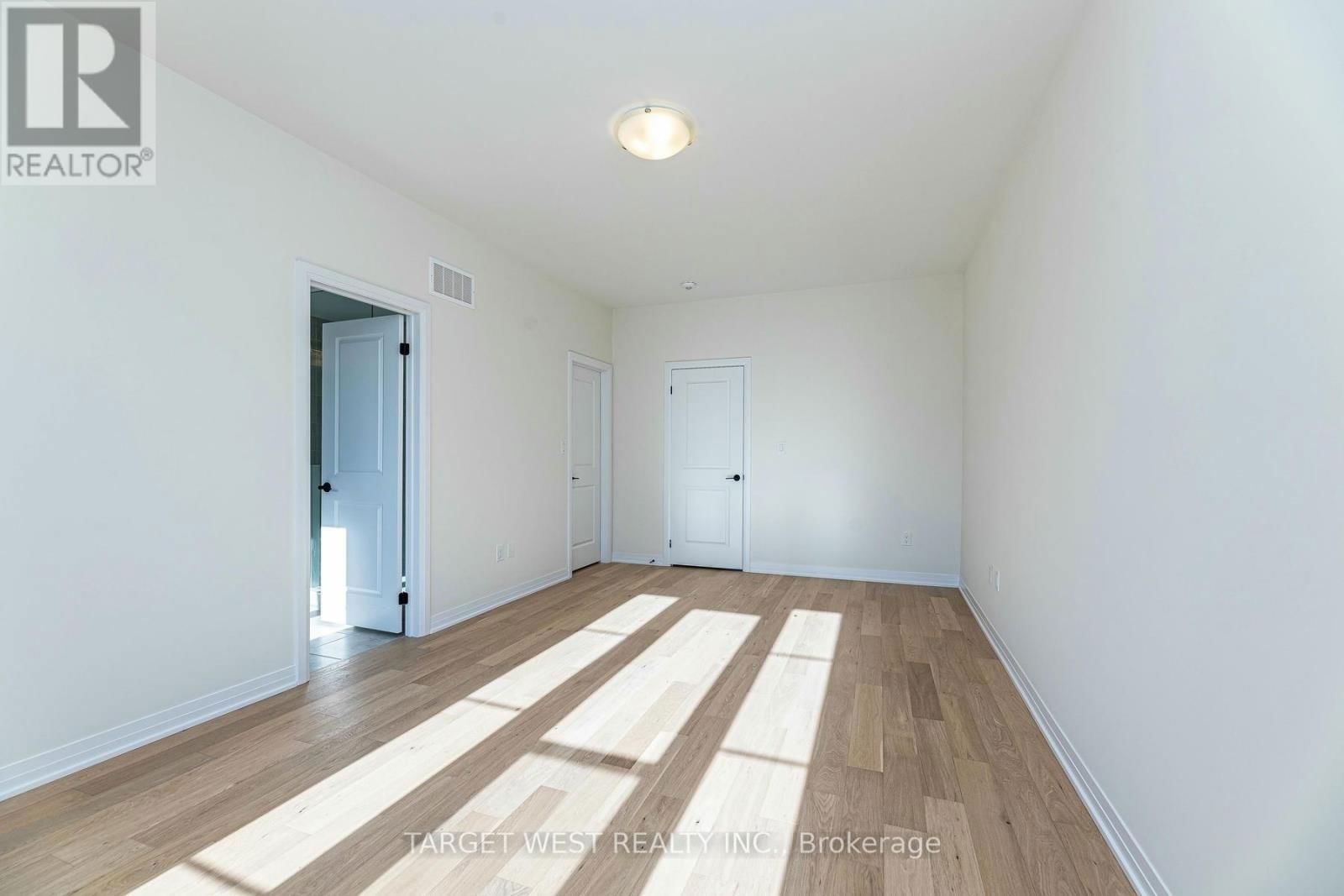 23 ARCHAMBAULT WAY Image 28