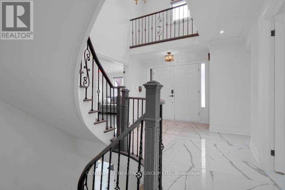 99 BENJAMIN DRIVE Image 10