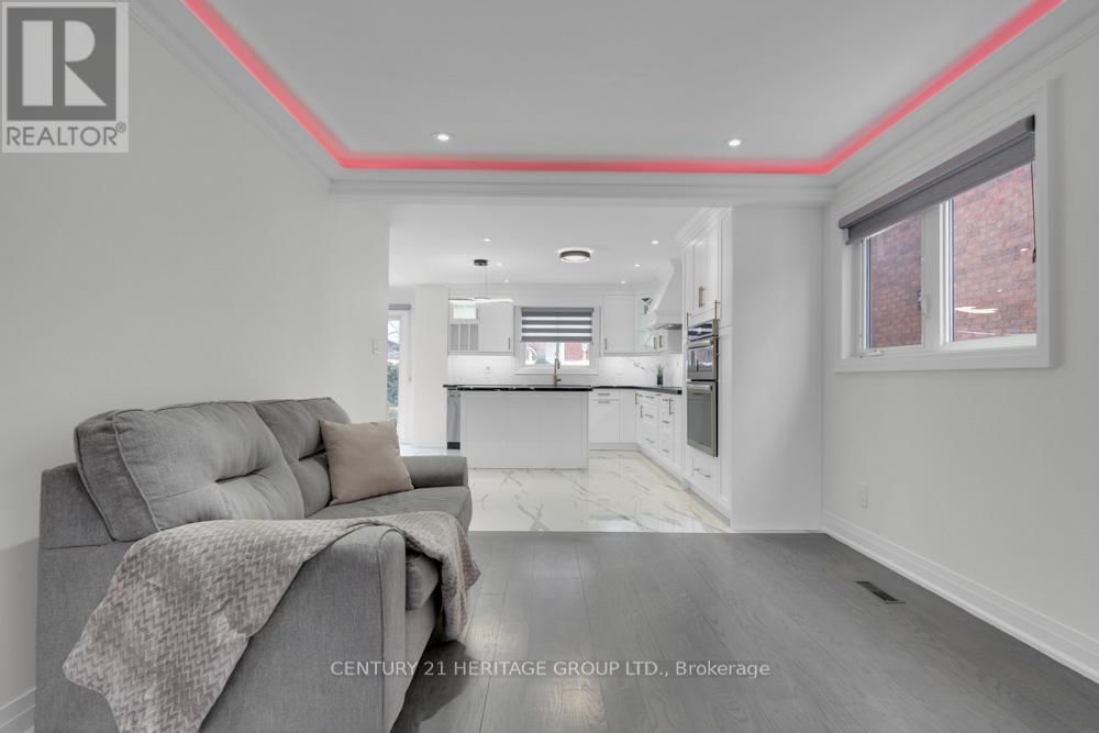 99 BENJAMIN DRIVE Image 15