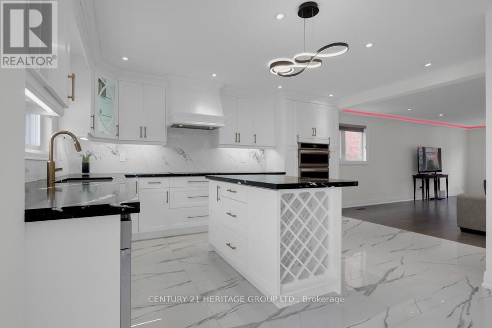 99 BENJAMIN DRIVE Image 20