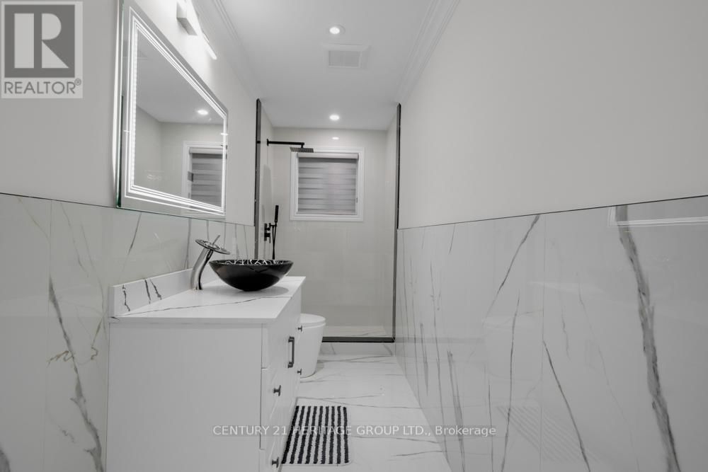 99 BENJAMIN DRIVE Image 25