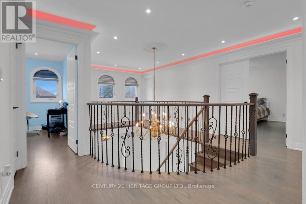 99 BENJAMIN DRIVE Image 30
