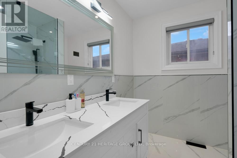 99 BENJAMIN DRIVE Image 36