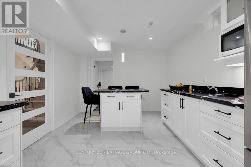 99 BENJAMIN DRIVE Image 45